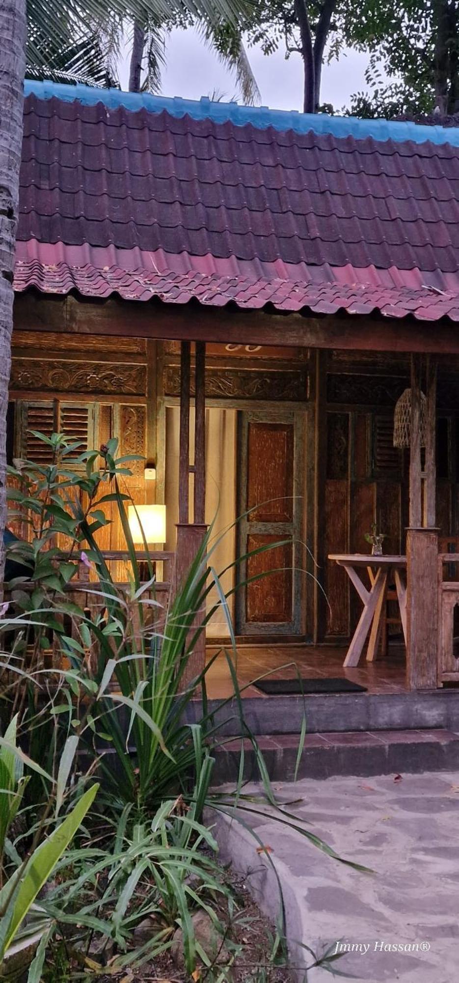 Villas Light House - Eco-Traditional Joglo Gili Trawangan Dış mekan fotoğraf