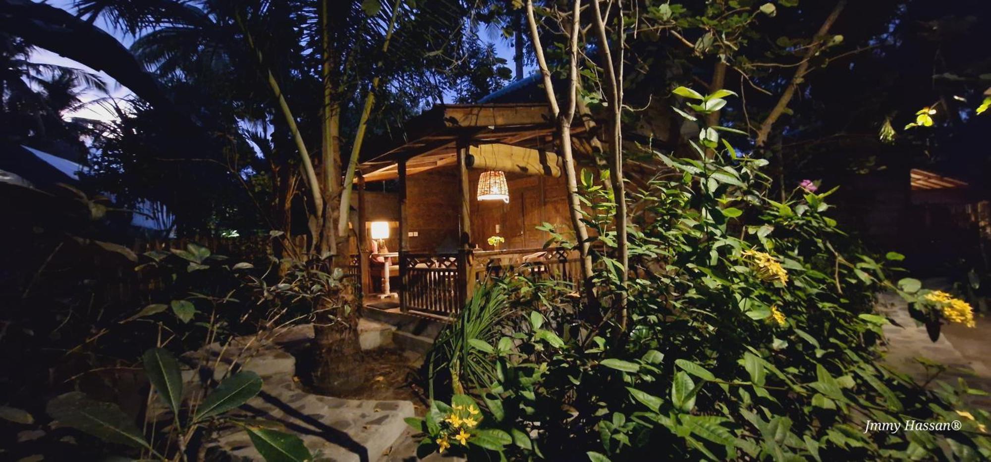 Villas Light House - Eco-Traditional Joglo Gili Trawangan Dış mekan fotoğraf
